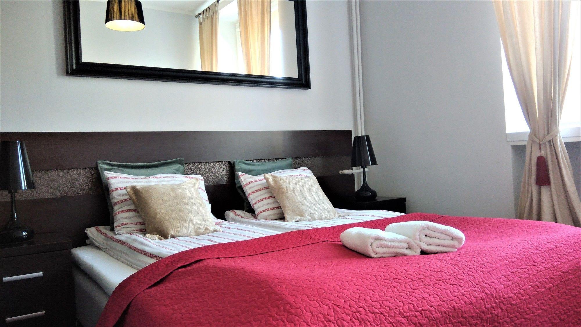 Stars Apartaments City Center By Noclegi Renters Warsaw Exterior photo