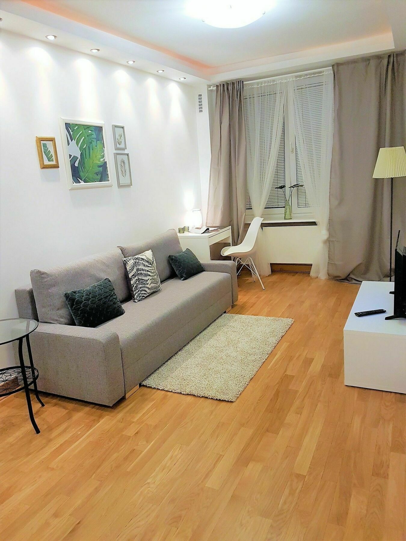 Stars Apartaments City Center By Noclegi Renters Warsaw Exterior photo